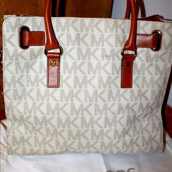 Michael Kors Hamilton - Picture 2 of 3